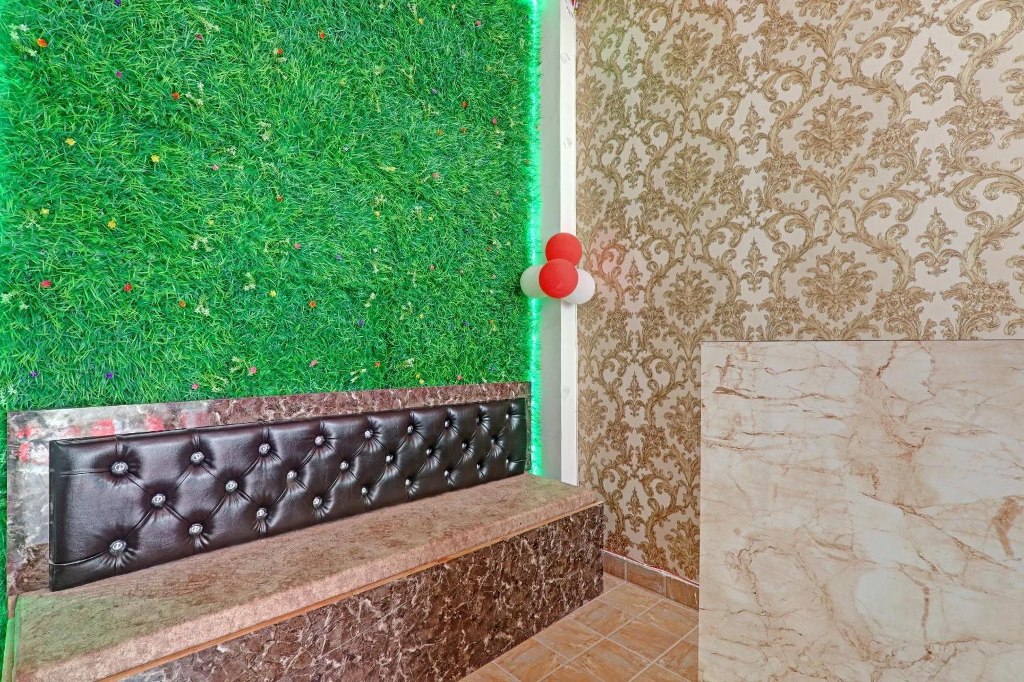 Hotel O Sparrow Nest Варанаси Екстериор снимка