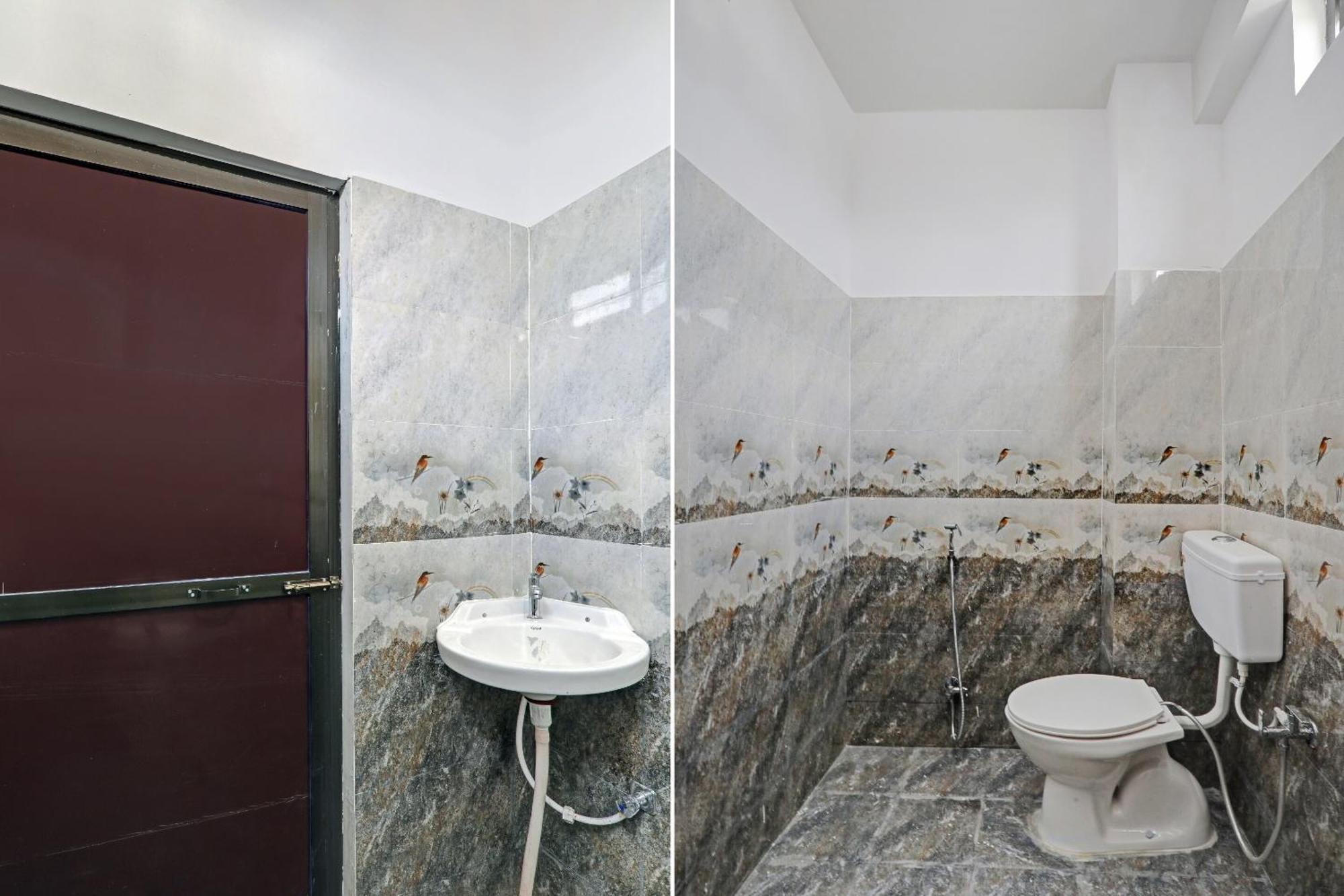 Hotel O Sparrow Nest Варанаси Екстериор снимка